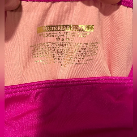 Victoria Secrets bikini bottom with gold hardware Size Large - Picture 2 of 5